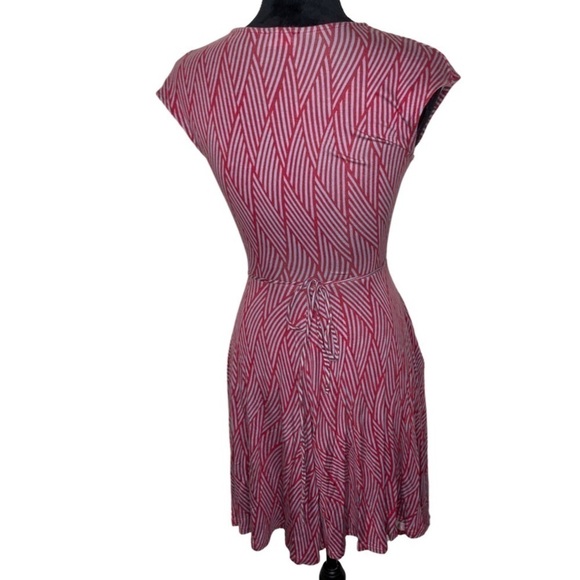 Pixley Lightweight Wrap Around Dress with pockets - Picture 8 of 8